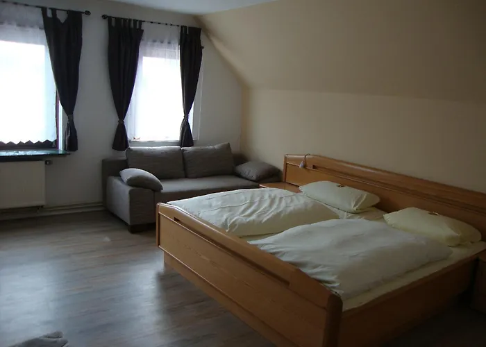 Zum Alten Forsthaus * Immenhausen