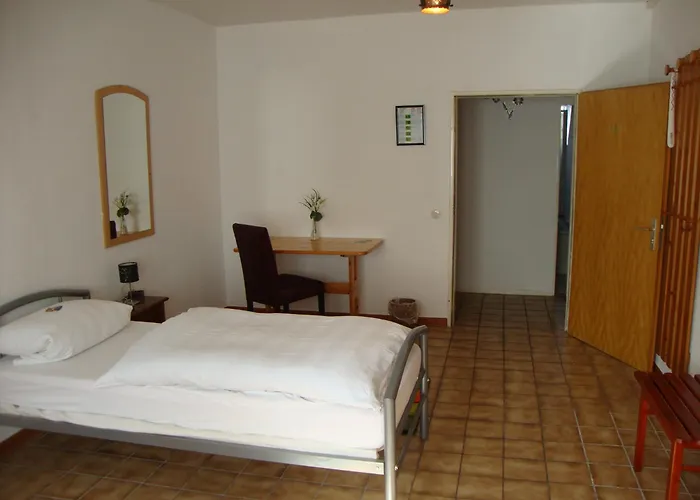 Zum Alten Forsthaus Inn *